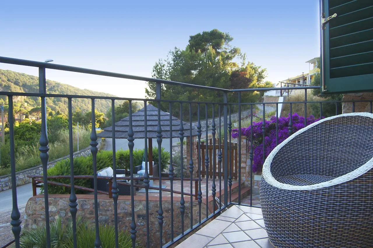 Bed & Breakfast Bounty Cavo 0*,  Italië